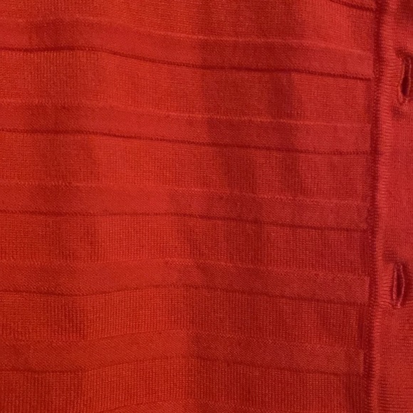 Coral sweater - Picture 2 of 4